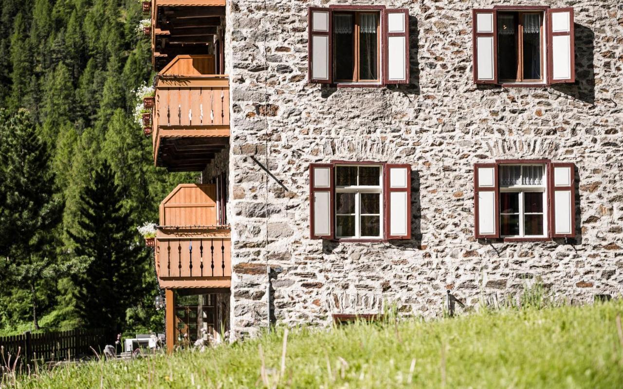 Glacier Rock Guesthouse Solda Kültér fotó