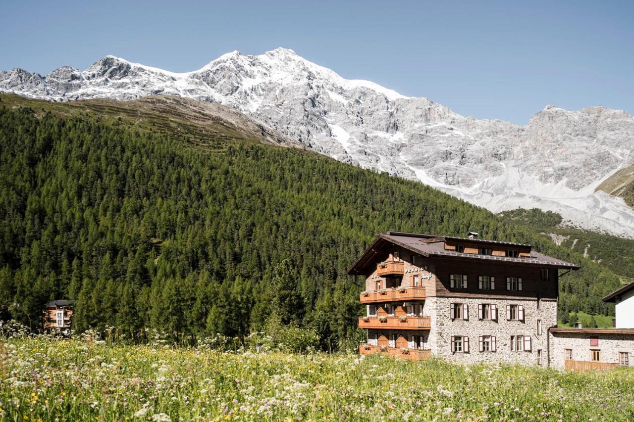 Glacier Rock Guesthouse Solda Kültér fotó